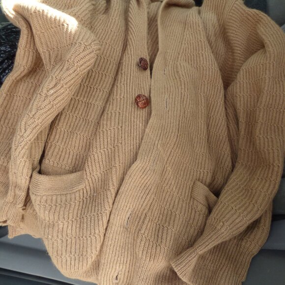 100% Camel Hair Cardigan Sweater from Neiman Marcus - Picture 8 of 9